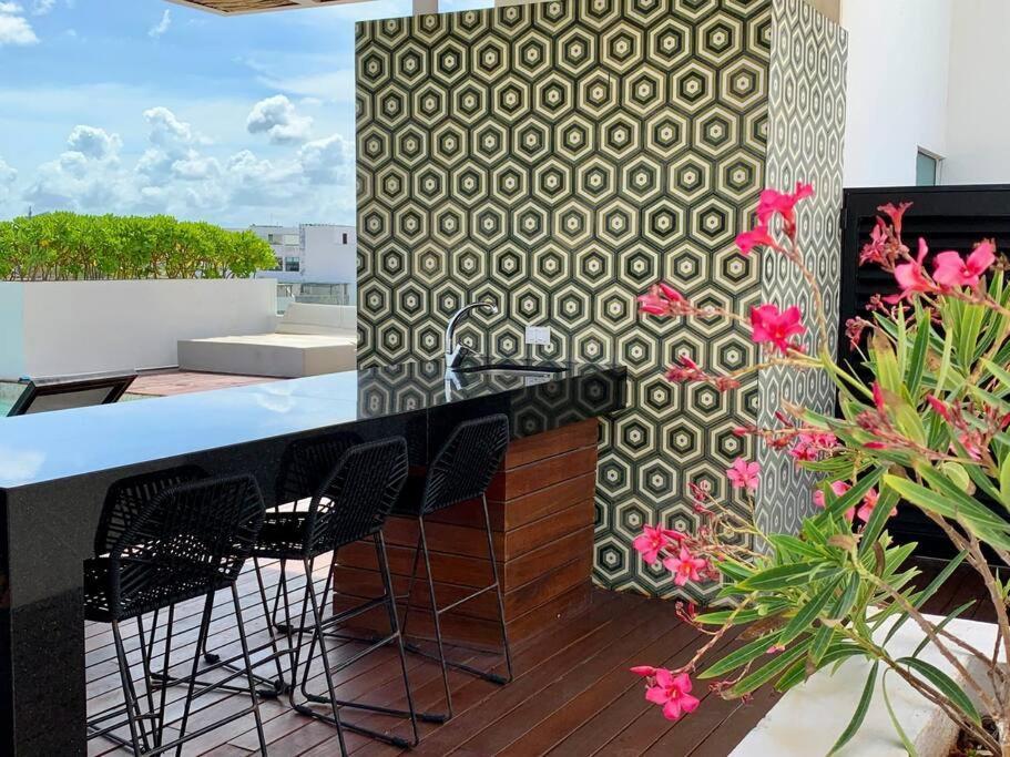 Perfect Location * Playa del Carmen